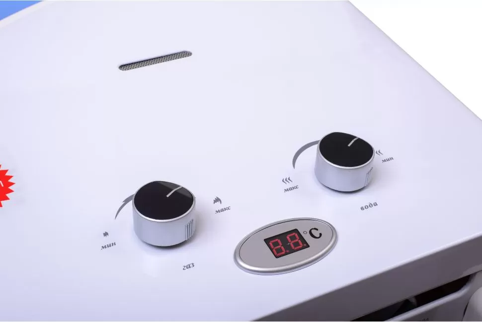 Газовый водонагреватель проточного типа SuperFlame SF0120 10L